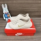 顶级版本Nike Reactx Rejuven8 Light Orewood Brown 舒适百搭 洞洞鞋 男女同款 浅金棕 货号: Hv5060-100 包装