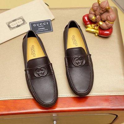 工厂价 Gucci 古驰热卖款潮流男士休闲套脚鞋官网原版1:1开模原单品质，做工精细时尚百搭，完美楦型，上脚舒适潮男型男推崇款，头层进口牛皮优质猪皮内里，橡胶耐