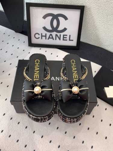 P340 Chanel新款早春厚底凉鞋 高版本出货 这系列美得让人爱不释手 简约时尚休闲时髦 进口编织鞋面 羊皮垫脚 原版开模大底 Size: 35-39 40