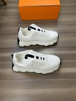 Hermes 爱马仕 -高端品质 原单 -鞋面：进口纳帕小牛皮、品牌帆布.车缝品牌图腾工艺、鞋舌.后跟.品牌织带 -内里：品牌帆布，垫脚；水染牛皮 -大底：Tp