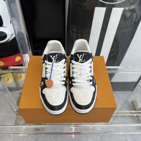 p直销Pp直销 女鞋 女装 女鞋工厂P 情侣款 Lv Trainer系列篮球运动鞋 原版开模Tp直销Pu大底 质感原版一致原版开发 顶级版本 所有细节都和正品一 - 点击图像关闭