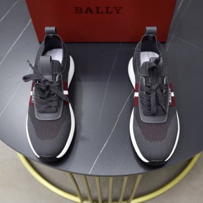 出厂价Pp： Bally巴利原厂货，男士春夏休闲运动懒人穿脱一脚蹬，专柜在售新款，采用进口飞织透气鞋面，面料柔软细腻舒适透气，鞋面饰以B家经典字母Logo设计，
