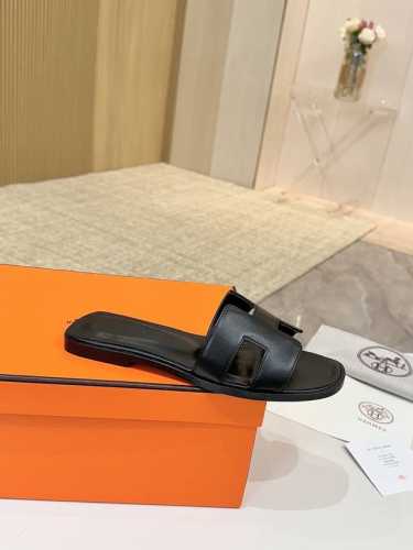 爱马仕Hermes，真皮大底 出厂价 顶级版本！原版开发 鞋面：牛皮 内里垫脚 羊皮 大底：意大利真皮大底 码数：34-43注 34 41 42 43 码定做