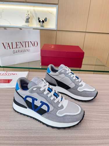 早春24ss最新款Valentino华伦天奴V家新款休闲年轻时尚潮流 情侣款运动鞋 活力十足 不限年龄 上脚非常轻盈舒适 专柜包装 专柜原版购入开发 做货 各种