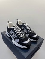 Dior Chrono 迪奥新款小跑鞋，热巴同款厚底增高巨显腿瘦 酷毙了，未来感十足！再次演绎了迪奥酷时尚的理念！ 鞋型，质感，纹理，原板复刻，超级轻盈，舒适感
