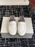 代购级 25Ss 春夏新款 The Row 乐福半拖 有谁能拒绝这样一双The Row啊 一定要分享给大家 The Row 乐福半拖 出街穿它随便搭配风衣牛仔西