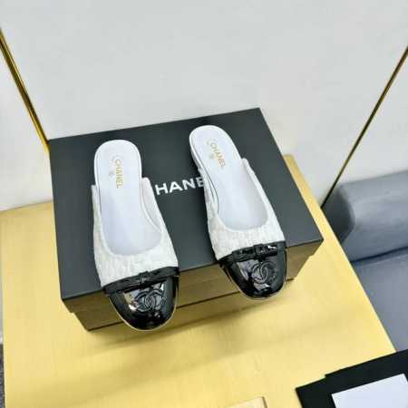 Chanel香奈儿 2024专柜顶级玛丽珍单鞋拖鞋 这款经典设计；各大社交平台热门的款式晒图 简直疯抢了、明星仙女们的挚爱 多元化非常百搭，不卡脚也不会磨脚 质 - 点击图像关闭