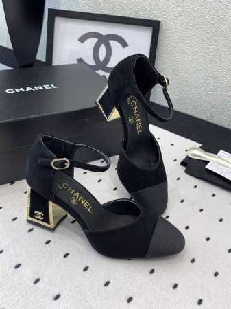 Chanel新款玛丽珍凉鞋 顶级版本 拥有香家特色优雅名媛气质 原版进口羊京鞋面 内里脚进口羊皮 意大利真皮大底 Size:35-39 40 41定做不退换 - 点击图像关闭