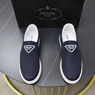 品牌 普拉达prada 标准码 男码38 44 45可以定做 等级 官网同款 高品质男鞋 材料 原版品牌布匹 搭配柔软羊皮内里 原版防滑耐磨橡胶轻便大底 款式类