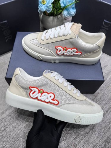 橙子出厂价p dior 迪奥 蛇年限定款 休闲鞋 运动鞋 低帮板鞋 情侣款 码数 35-45