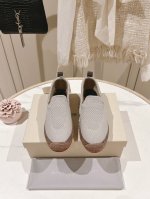 出厂价Pp：单鞋 非常跑量 Brunello Cucinelli渔夫鞋 Bc经典渔夫鞋，励精图治，终于可以完美呈现给各位。 制作工艺相当麻烦，一个就是手工缝制，