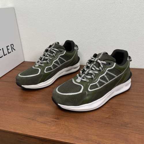 编码： Moncler 蒙口 新款男士运动鞋 这款运动鞋采用织物网眼鞋面拼接绒面牛皮革和光滑小牛皮制成，几何图形撞色拼接设计，侧面饰有醒目标识和M字形织带细节，