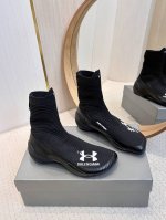 批￥女 男 Balenciaga X Under Armour 安德玛联名 情侣款 飞驶运动鞋休闲鞋这款飞织运动鞋是巴黎世家和安德玛强强联合，运动品牌和时尚产品