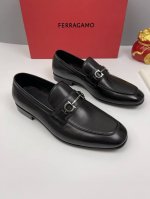 ferragam官网同步新品男士正装皮鞋，2025新款新品商务正装莫卡辛一脚蹬乐福套脚手工休闲皮鞋搭配最新，牛皮内里 垫脚，进口原版奢华真皮大底，媲美专柜，欢迎