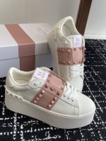 代购级 Valentino 经典升级 厚底 绑带运动鞋、休闲鞋 男士女士真皮板鞋华伦天奴运动板鞋简直太棒了 时尚潮流炫酷+经典复古，情侣款最新时尚运动鞋系列都有