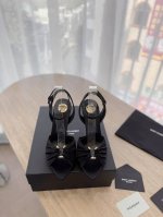 出厂 顶级版本 Saint Lauren* 圣罗兰Ysl 25Ss 春夏全新走秀款大水钻高跟鞋凉鞋 唯有Ysl最懂女人心，不接受反驳，超级无敌女人味神器，女人必