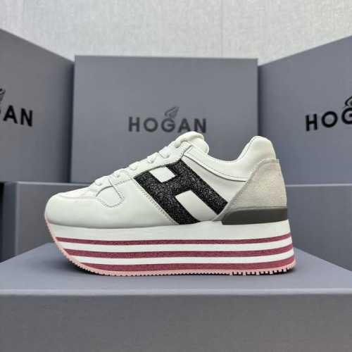 hogan 度假系列新款顶级版现货发售 松糕厚底顶级版 都市新潮休闲风 各明星 博主推荐 时尚百搭风格百变！原版楦型 原版大底一比一为你打造 值得推荐！ 鞋面采