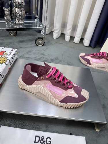 商品商标 Dolce&Gabbana 杜嘉&班纳 正码码数: 38-44 45 46定制 商品材料 鞋面意大利牛皮拼接麻布鞋面 羊皮垫 鞋底 原厂特供原版橡胶大