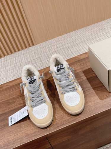 420#羊毛款 ｜Golden Goose Deluxe Brand Ggdb经典小脏鞋~~火红程度上怼小白鞋，下踩各类小脏鞋！明星私服上脚示范 ×就是这么百搭