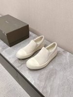 男10 Ro欧文斯Rickowens 主线情侣款西瓜头一脚蹬 经典永不过时版型 超多时尚博主种草 环保牛皮高丝光面料材质，细节极致还原正品 质感细腻无敌，奢侈品