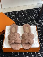 代购级 爱马仕Hermes经典泰迪毛拖，各大网咖主推款，顶级品质 蓬松柔软舒适羊羔毛 羊毛 真皮大底 Size：#35-42 41 42订做不退换