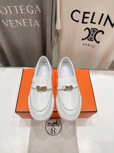 高版本出厂 男码+10 Hermes 爱马仕H家25Ss新款情侣休闲鞋乐福鞋 经典休闲风格+H家经典五金扣设计，经典耐看！原版倒模楦型，极致1:1形体，进口小牛