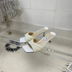 jimmy Choo 中跟鱼嘴凉鞋珍珠拖鞋 鞋面：进口真丝＋高温烫钻 内里：进口羊皮 大底：意大利进口真皮大底 跟高：6.5Cm 码数：35-39 34 40