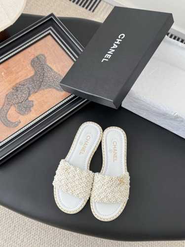 Chanel 25K春夏新品珍珠双C拖鞋 鞋面编织珍珠，内里羊皮，原版大底。 平底 4Cm Size:35-39 40定