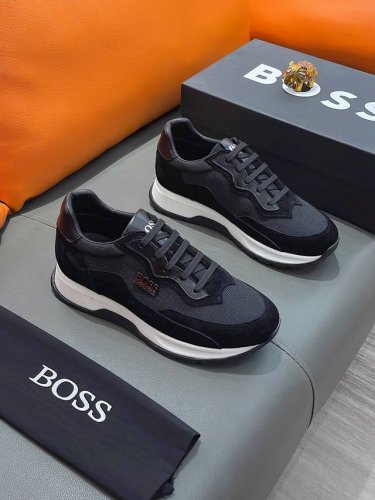 商品名称 Boss 波士 实价 正规码数: 38-44 休闲鞋 商品材料 精选 牛皮鞋面 舒适羊皮内里 原厂大底
