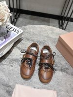 Miumiu×Nb 缪缪 25Ss早春走秀新款 复古休闲德训鞋 运动鞋 原版顶级复刻专柜同步发售春夏走秀新款 时髦百搭 即可咸又可甜 一点也不磨脚 无论光脚穿还