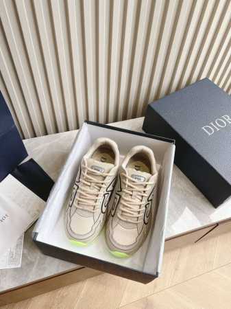 冲量价: 顶级版本 迪奥Dior B30休闲运动鞋 原版抽真空大底1:1复刻顶级版本。以现代线条和科技面料打造灵动休闲格调。迪奥品牌大使王俊凯动感演绎全新B30 - 点击图像关闭