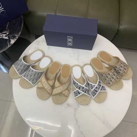 实价 Dior 男士拖鞋 鞋面纯手工拉线 原生麻与生胶底组合 透气防滑大底 内里透气舒适小绵羊羊皮 原版耐磨 码数38-44 可定做45-46-47 - 点击图像关闭