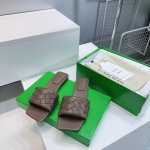 高品质出厂 顶级品质Bottega Veneta葆蝶家25春夏新款Bv Blink编织简易方头平底拖鞋系列 重工全真皮手工编织 简直Bv最新天花板啦 百搭春夏配