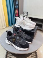 出厂价 配有包装 Armani 老爹鞋大底爆款休闲运动鞋，透气舒适，行走方便，潮男百搭头层牛皮真皮内里古奇流行原版大底 运动跑步风，超级舒服。码数38-44