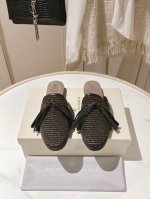 出厂价p 独家款 市场最高品质 Brunello Cucinelli Bc平底拖鞋材质：进口拉菲草／羊皮 纯手工串联珠链流苏配饰。专柜原版注塑真皮大底 码数：3
