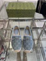 Gucci 25Ss新款 马衔扣女士新款渔夫鞋 这款鞋采用米色和深棕色Gg帆布制 成整双鞋子采购Zp开发打造 全部定制材料 独家开模大底 细节全部对版出货 连包