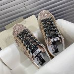ggdb~~Golden Goose Deluxe Bran d# 全网最好版本不服来比 # ggdb经典情侣款小脏鞋~~火红程度上怼小白鞋 下踩各类小脏鞋 明