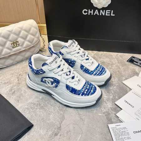 Chanel香奈儿 2024专柜顶级休闲款运动鞋 这款经典设计；鞋面多种工艺电绣的风格；大底却时尚运动；不平凡的拥入了多种配色元素 多元化混搭非常好看百搭，休闲 - 点击图像关闭