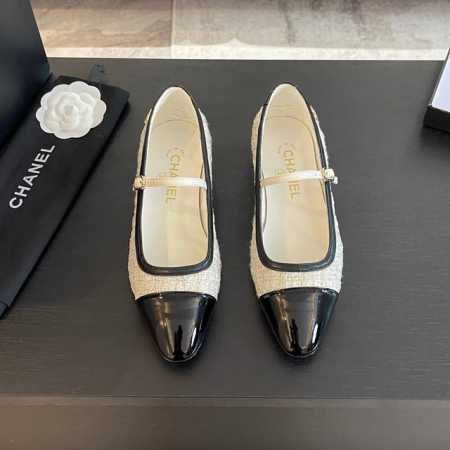 代购级 chanel 24ss 香奈儿玛丽珍 后空凉鞋 早秋系列火爆上新，这一季香家小爆款！ 真的一眼爱了，经典拼色完美搭配！ 真的超级有个性，是这款鞋子最大的 - 点击图像关闭