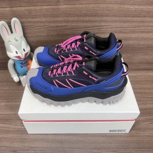 顶级版本Moncler盟可睐Trailgrip网布系带圆头低帮运动休闲鞋灰蓝。 码数：36-46码 编码: J109A4M00110M404886 包装：全套得