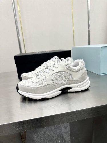 p直销 女鞋工厂P Chanel香奈儿 专柜顶级休闲款运动鞋 这款经典设计；鞋面多种工艺电绣的风格；大底却时尚运动；不平凡的拥入了多种配色元素 多元化混搭非常好