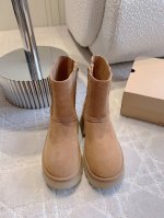 出厂价 男女同款 UGG新款羊毛保暖雪地靴 超级厚实保暖 经典百搭款 鞋面牛反绒 内里垫脚进口澳洲一体羊皮毛 底厚5.5cm 女码35-39 40定做 男码40