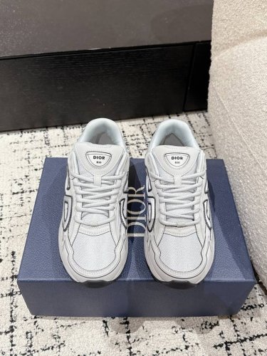 莞产 顶级版本 Dior 迪奥 25 最新配色B30系列 反光 Cd 休闲 老爹 运动鞋 原版1 购入开发 做货 全新B30运动鞋 顺应复古市场的趋势的 Dad