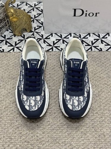 dio* 顶级原单B dior 迪奥 低帮B02休闲鞋 采用头层牛皮精心制作搭配帆布 舒适透气~双色橡胶鞋底 提升格调 时尚百搭 可为各式造型增光添彩 塑造独具
