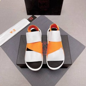 爆新款升级Y-3 。最新時尚男装凉鞋..鞋面選用进口弹力布 柔软舒适上脚、踮脚是沙丁面绒防滑、、精心制作，原版开模，。凸显高端贵气，，橡膠耐磨大底，[Em]E3