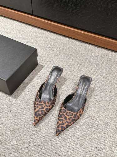顶级品质 Saint Laurent Ss24 New Arrival～ 圣罗兰ysl春夏新款尖头高跟鞋系列， 这款尖头拖太好看了～绝美 精致高级 性感尤物ys