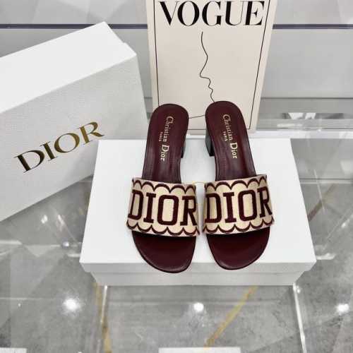 橙子出厂价 Dior 迪奥春夏新款 刺绣字母拼色粗跟拖鞋 一字带中跟凉拖 跟高：4.5Cm 码数：35-42