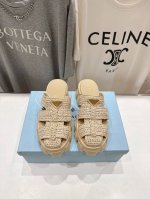 高版本出厂 prada 普拉达25Ss夏季新款编织厚底沙滩勃肯拖鞋 这个鞋型真的属于经典不会过时的设计而且符合当下大家这种追求舒适，健康的穿着理念，被很多国内外