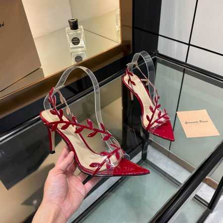 gianvito rossi 2025新款凉鞋顶级版本代购品质这双尖头高跟漆皮树叶装饰女鞋，简直是我的心头爱！尖头的造型精致又时尚，尽显女性魅力。漆皮的材质光亮 - 点击图像关闭