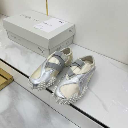 出厂 高版本 彪马 puma 的最新联名 25Vs春夏爆款系列 拼色休闲芭蕾舞鞋 这双puma Mostro power & Grace 简直是春日穿搭的 氛围 - 点击图像关闭